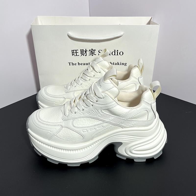 真皮厚底增高老爹鞋女2025秋冬新款轻便软底不累脚休闲运动鞋子潮
