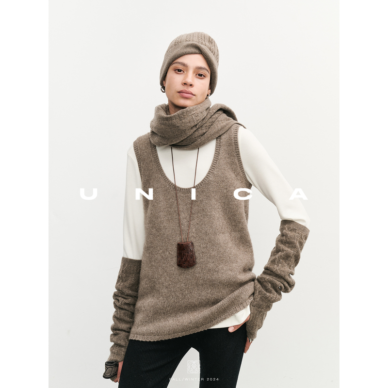 UNICA/秋冬叠穿老头针织背心时髦_定纺保暖针织背心