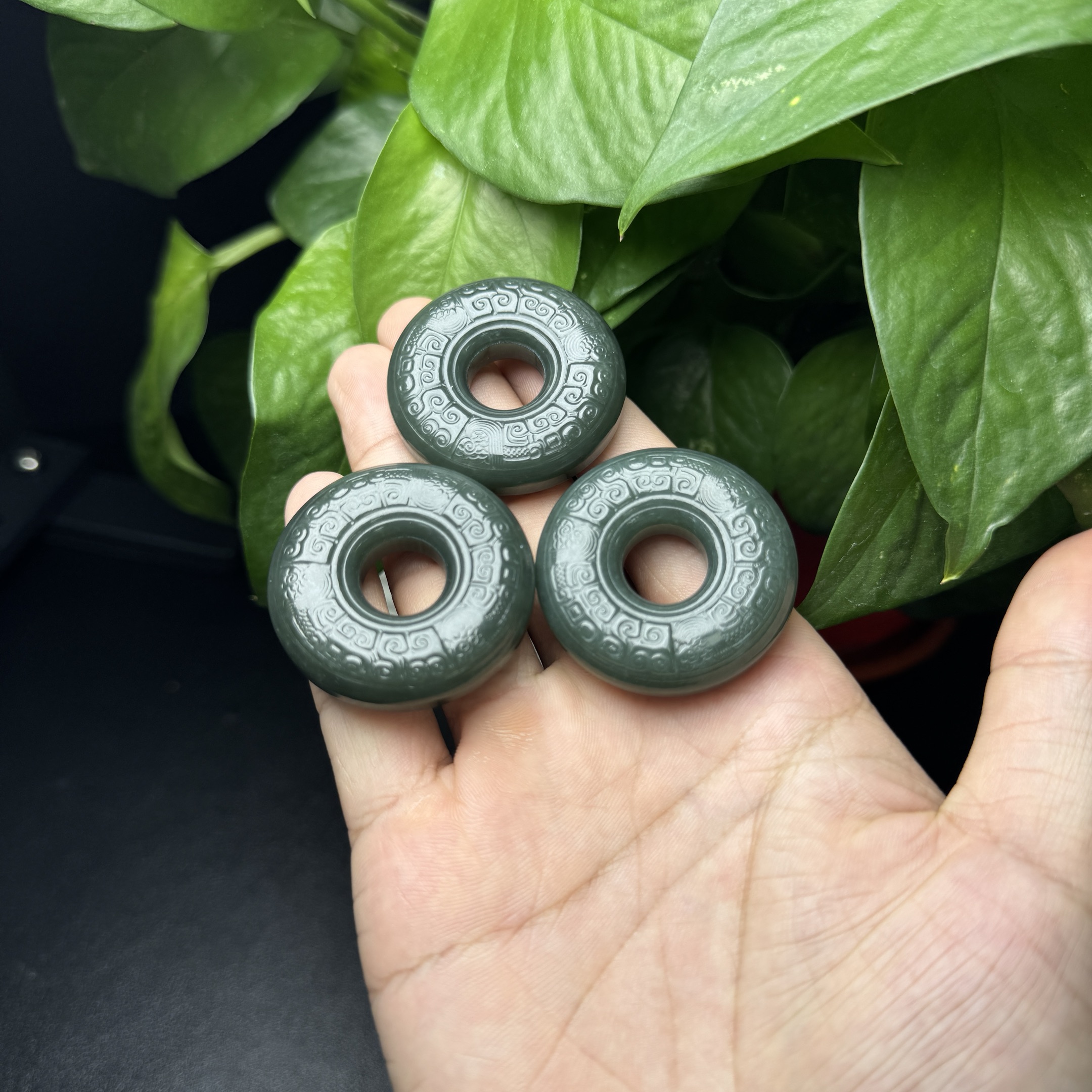 和田玉仿古扣（多样性发货一个）LJ