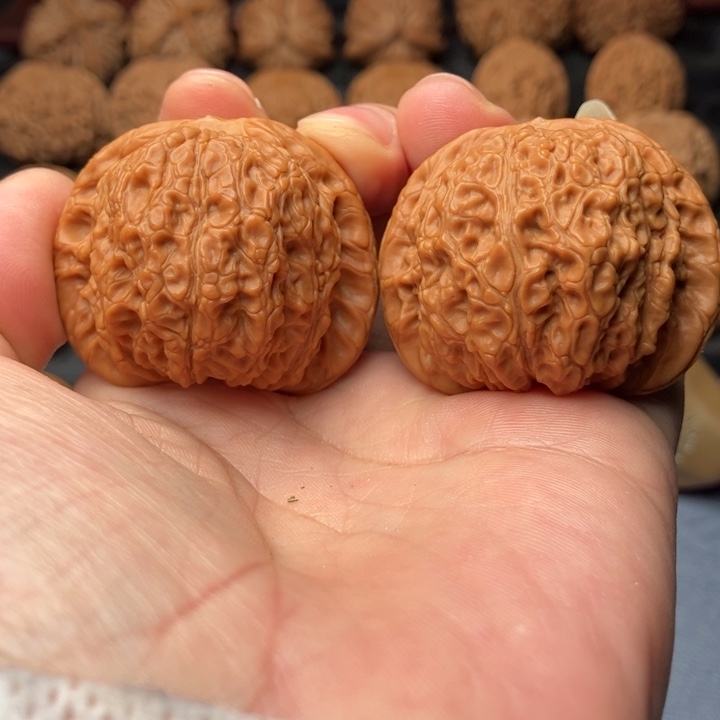 文玩核桃把件血麒麟42