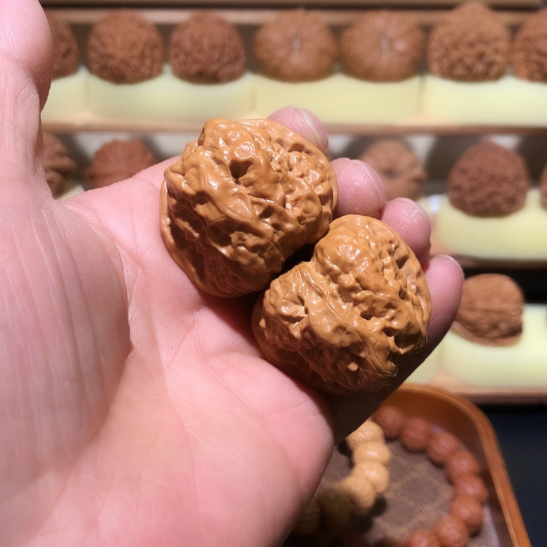 文玩核桃全品延庆蛤蟆头