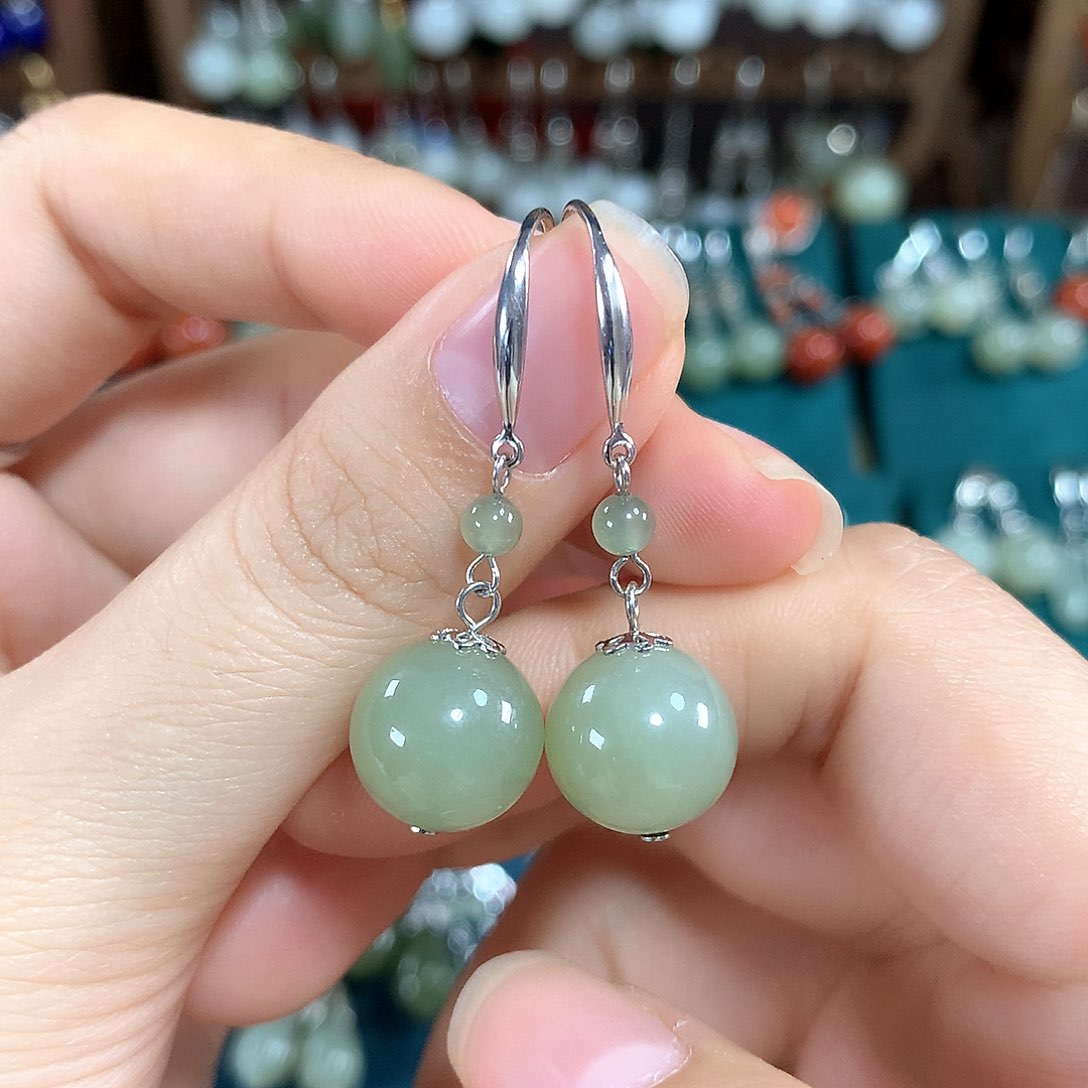 和田玉银S925镶嵌耳饰天然卡12mm左右晴水