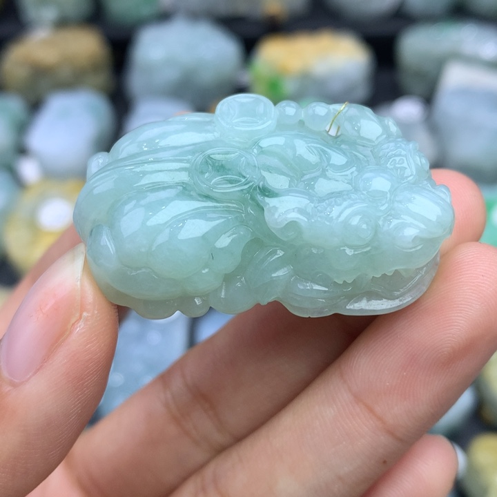 翡翠颈饰未镶嵌天然m缅甸翡翠