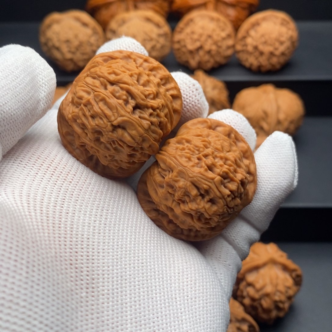 文玩核桃把件39尺全品核老闷