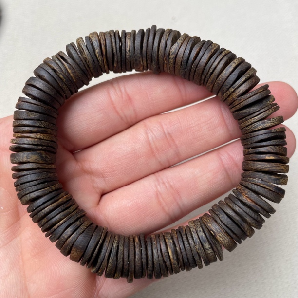 棋楠沉香陆河沉水片珠卡13+保24克+手串