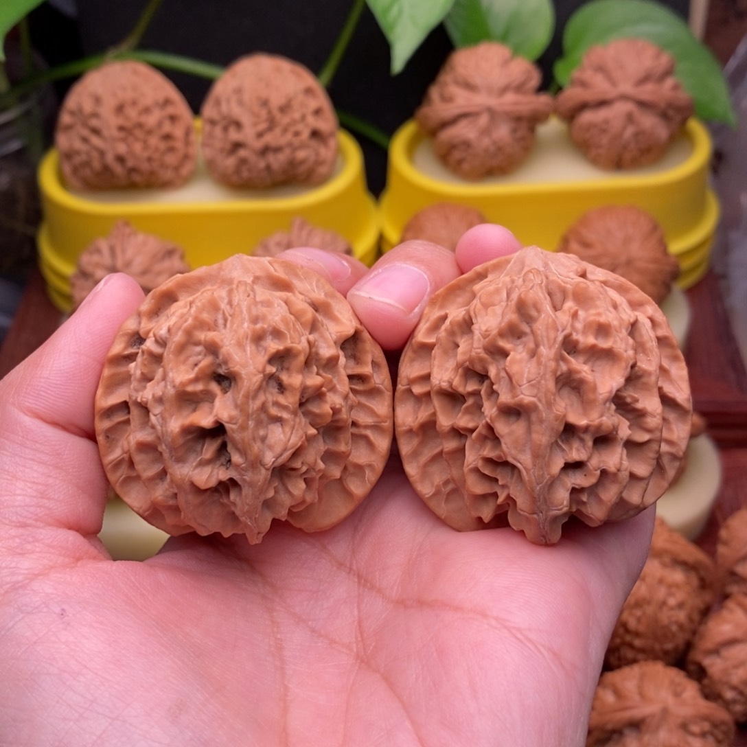 把件文玩核桃44“毕业”原桩苹果园 