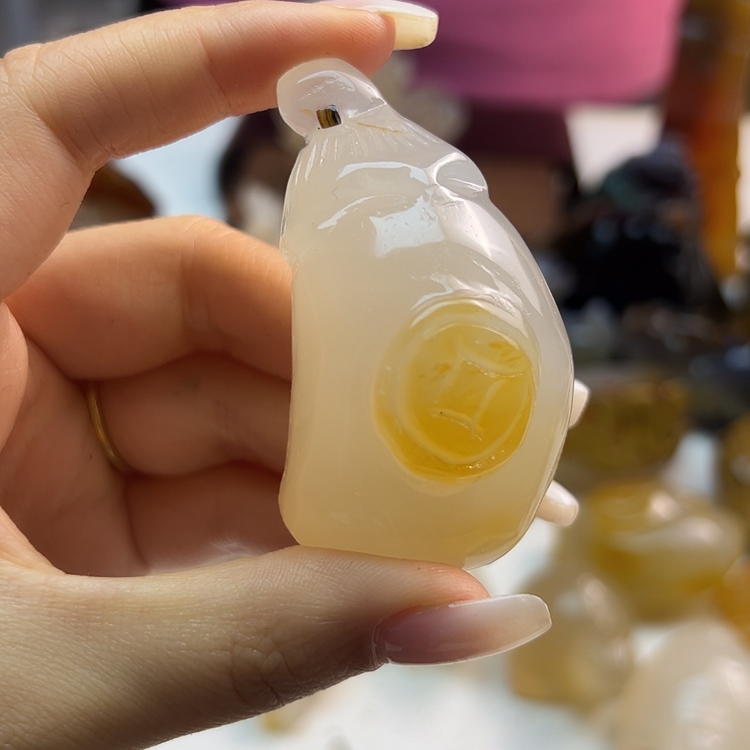 玛瑙/玉髓未镶嵌颈饰