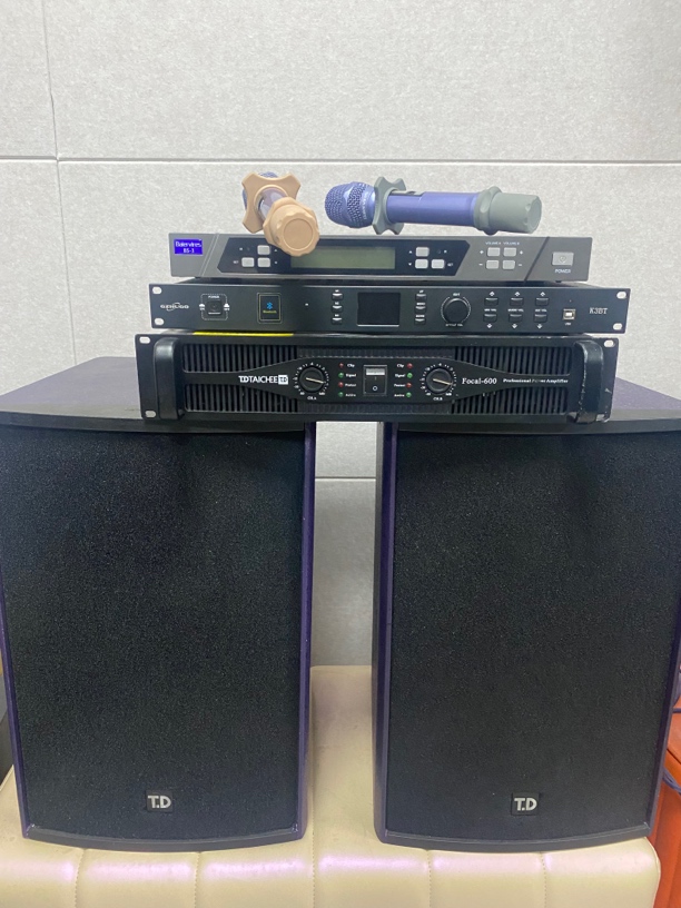 9新  唐龙太极12寸进口单元四件套➕音创点歌机，二手物品不包邮