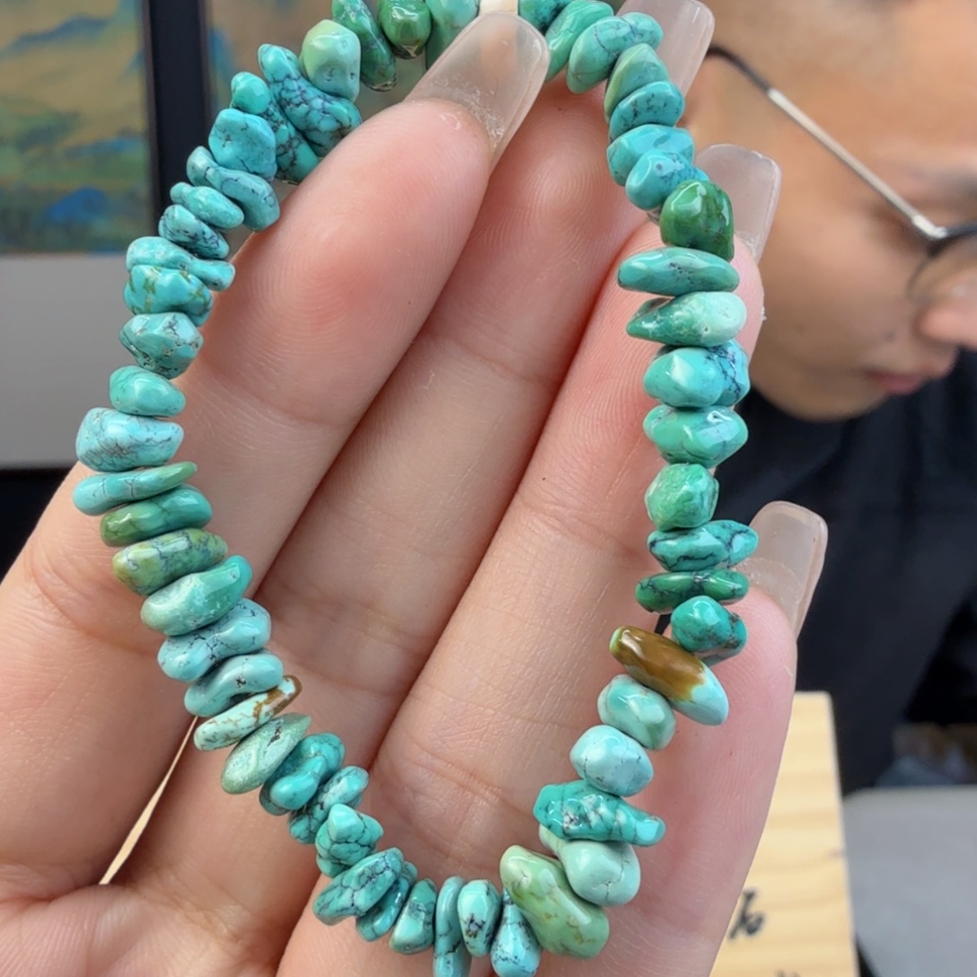 绿松石未镶嵌珠宝奇石