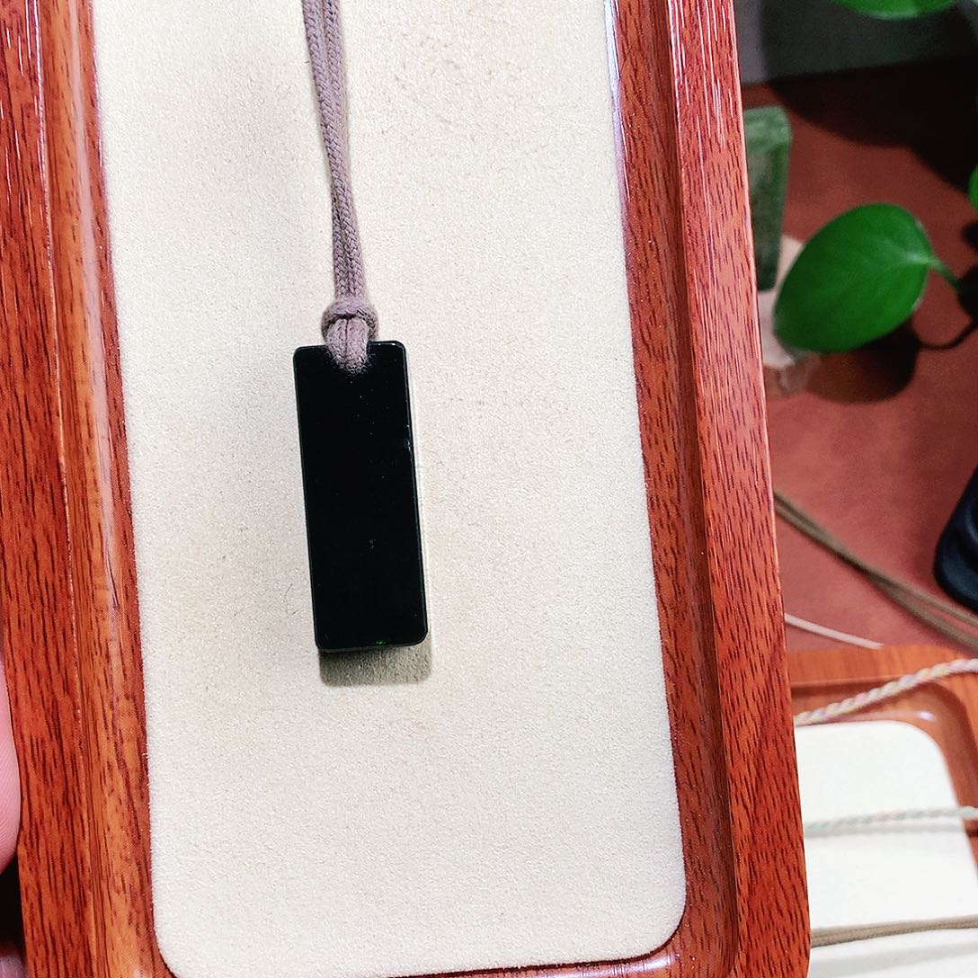 和田玉未镶嵌颈饰和田玉 031