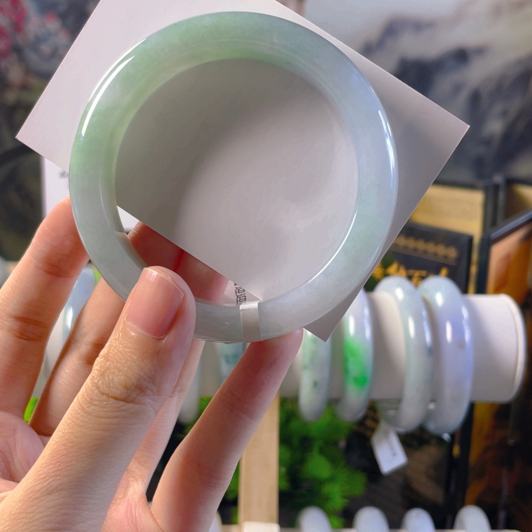 翡翠手镯未镶嵌沐*～