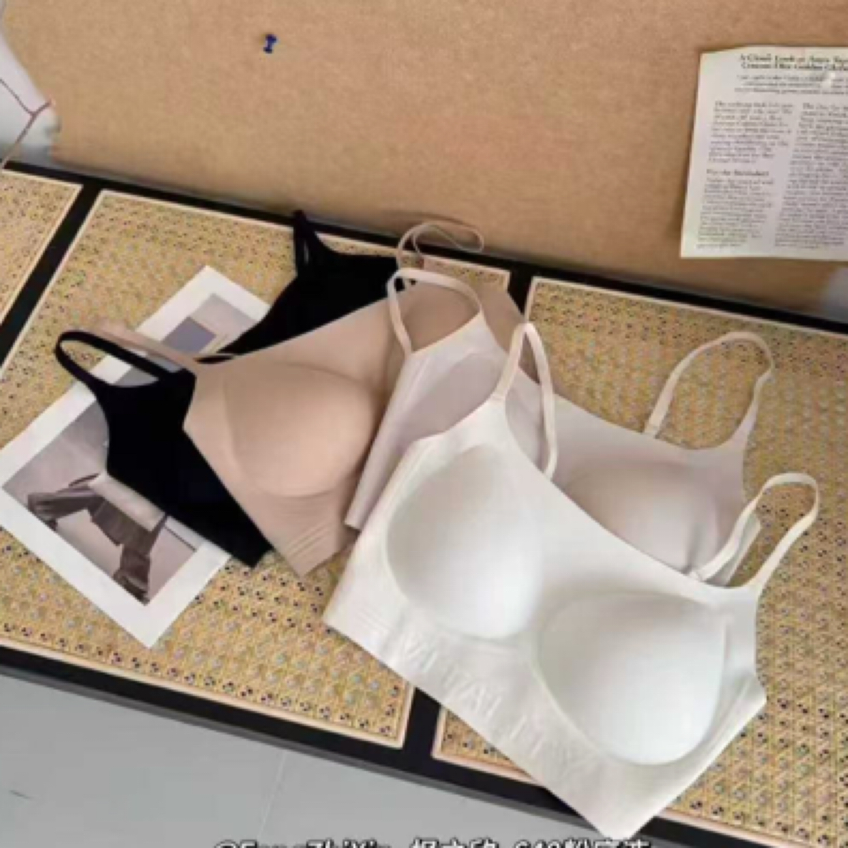 ｛悠沐推荐｝无痕磨毛美背细带升级款固定杯粉底液隐形舒适内衣648
