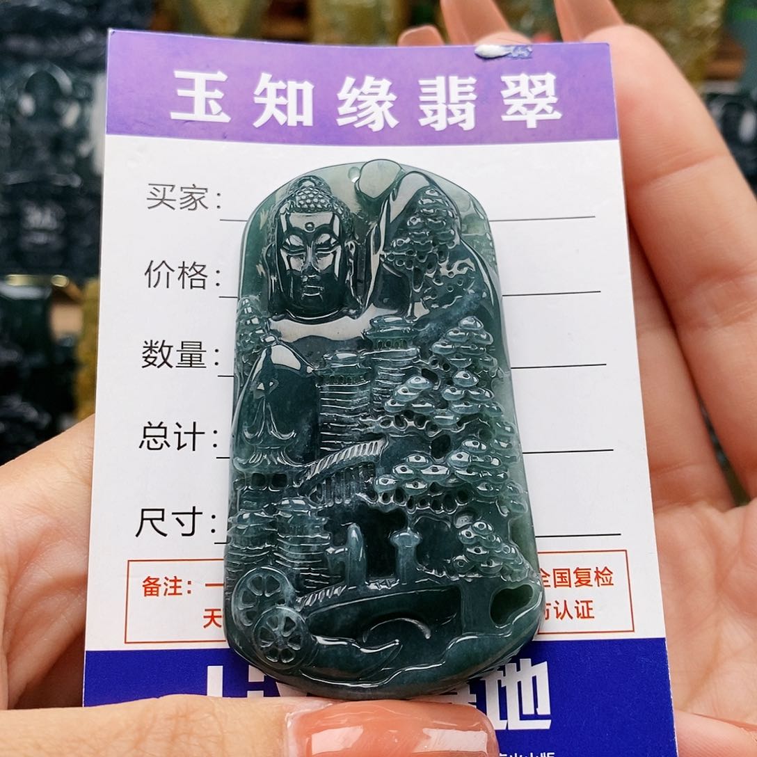 翡翠颈饰未镶嵌山水佛头