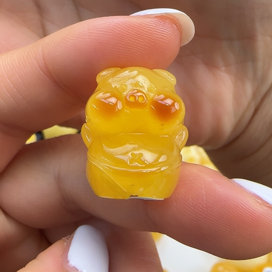 琥珀未镶嵌珠宝奇石