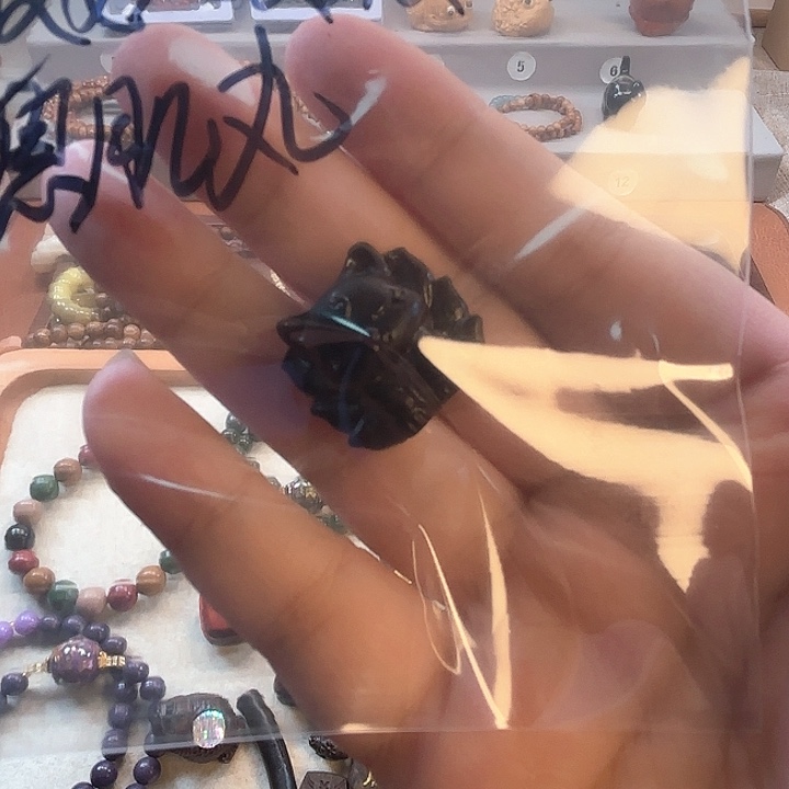 手串白玉菩提黑色