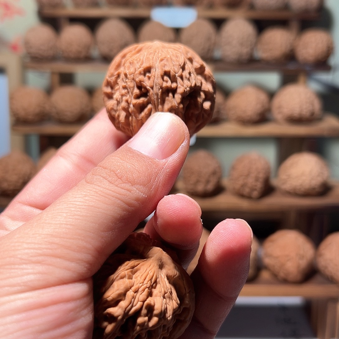 宥*文玩核桃，涞水楼