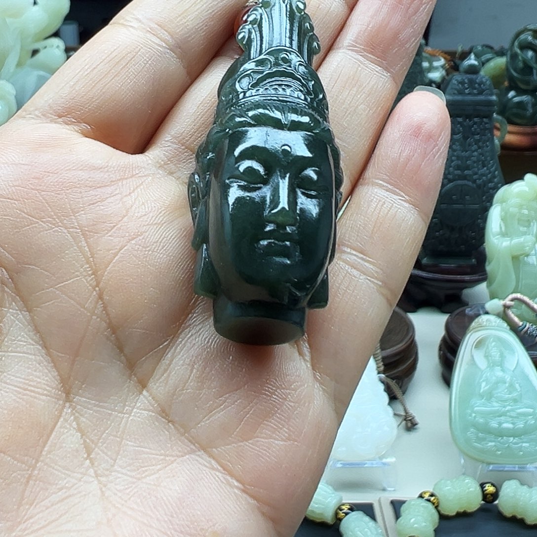 和田玉未镶嵌挂件