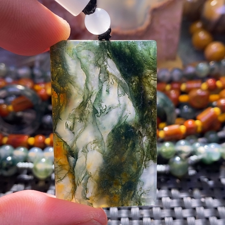 【闪购商品】玛瑙/玉髓颈饰未镶嵌L****r