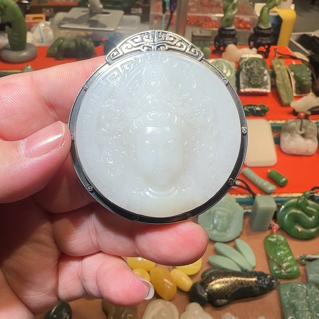 和田玉颈饰未镶嵌