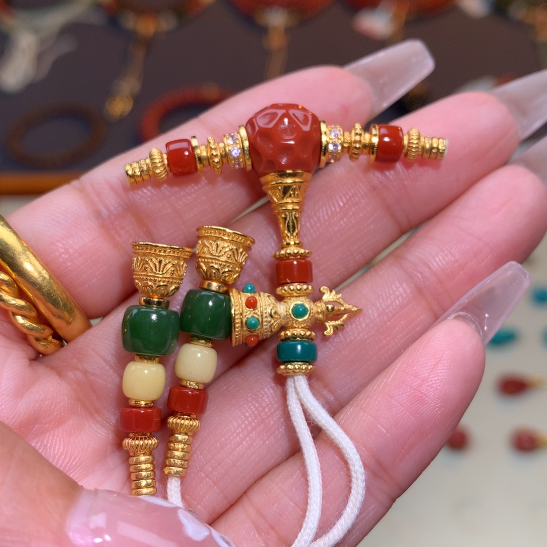 南红玛瑙未镶嵌颈饰