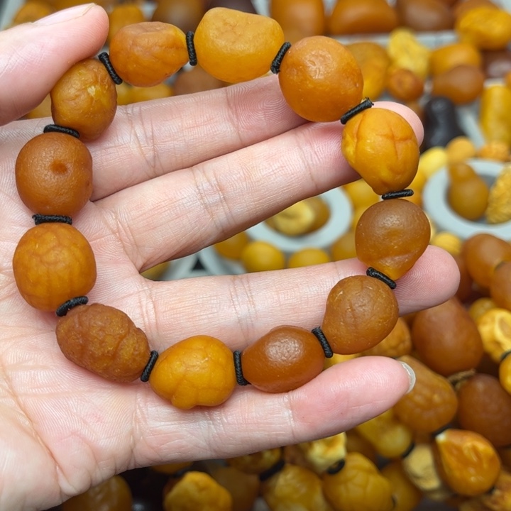 琥珀未镶嵌裸石天然蜜蜡手串