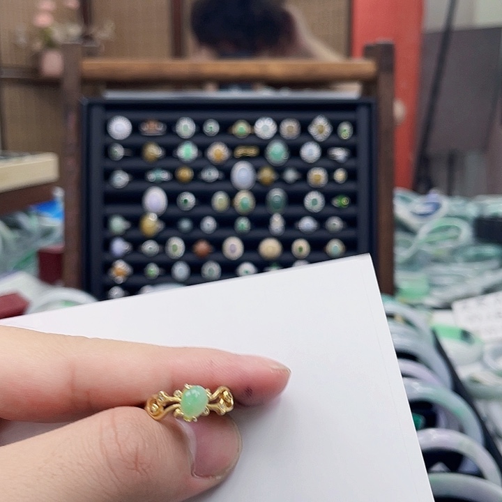 翡翠未镶嵌颈饰天然Ａ货翡翠