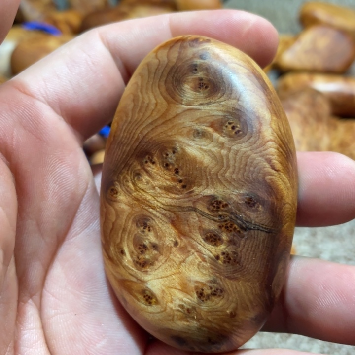 其他柏木（崖柏）瑕疵