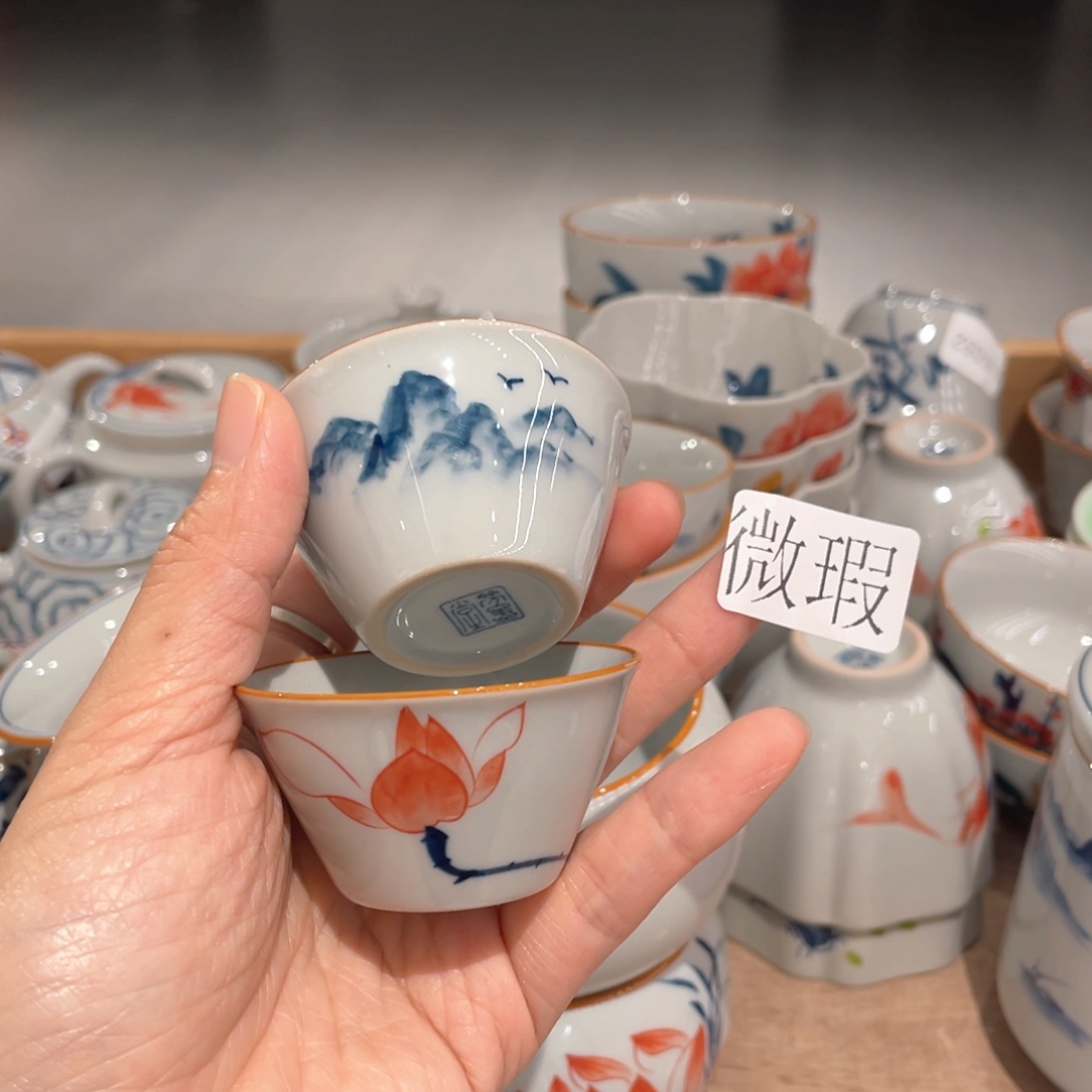 釉下手绘茶具微瑕