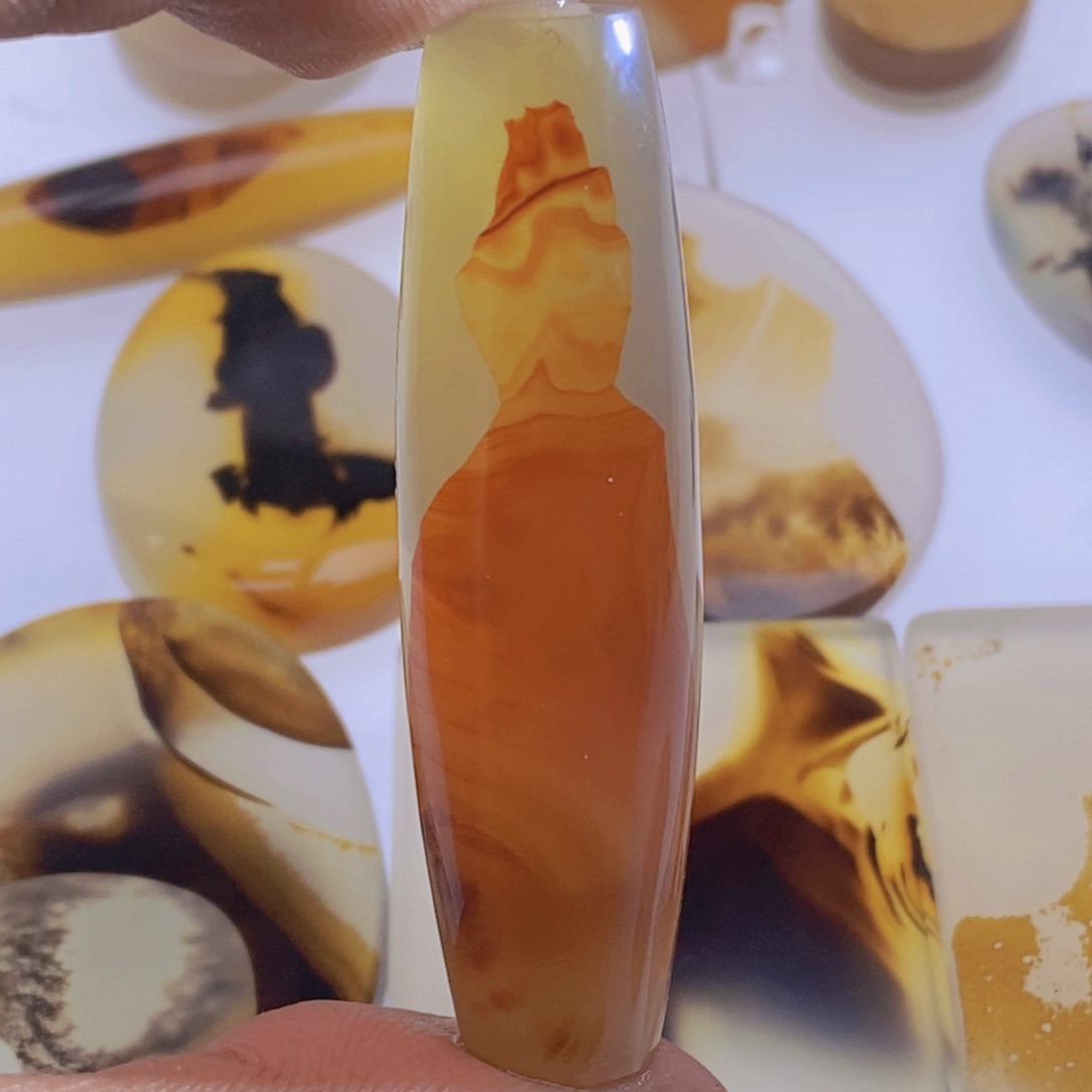 玛瑙/玉髓颈饰未镶嵌