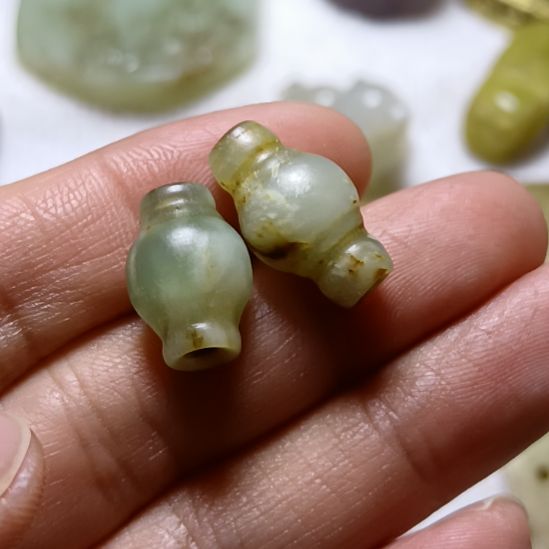 玛瑙/玉髓合金耳钉