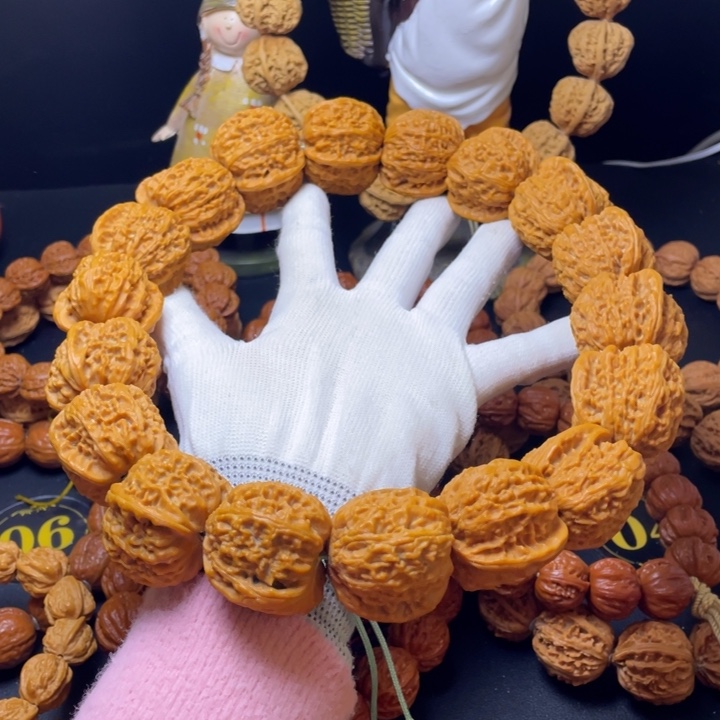 手串文玩核桃白狮子