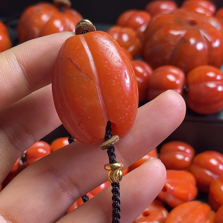 玻璃颈饰半*纱琉璃……………