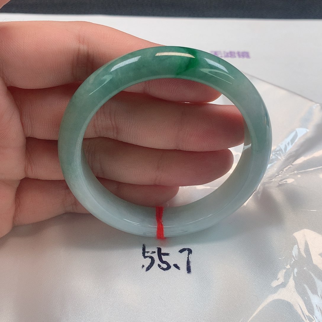 翡翠手镯未镶嵌259号