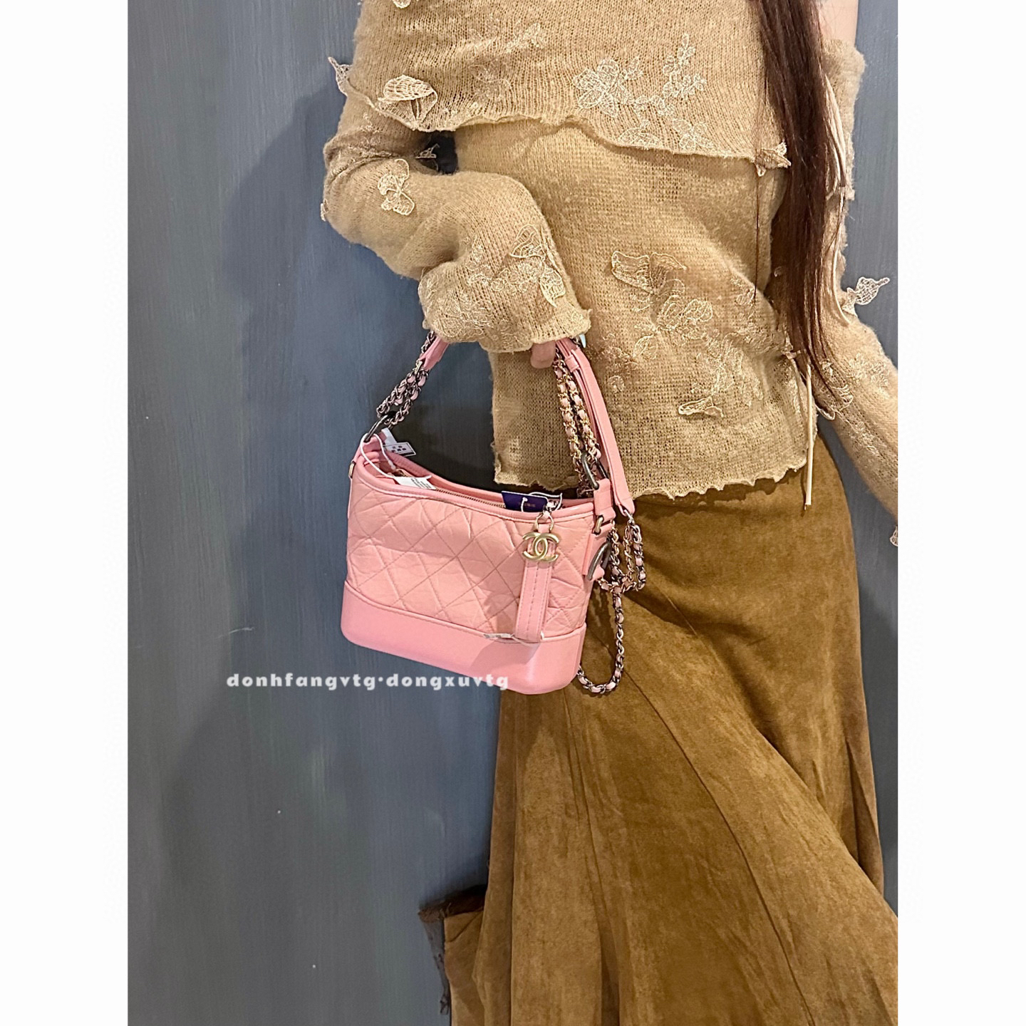 95新 Chanel/香奈儿 chanel粉色小号流浪斜挎包