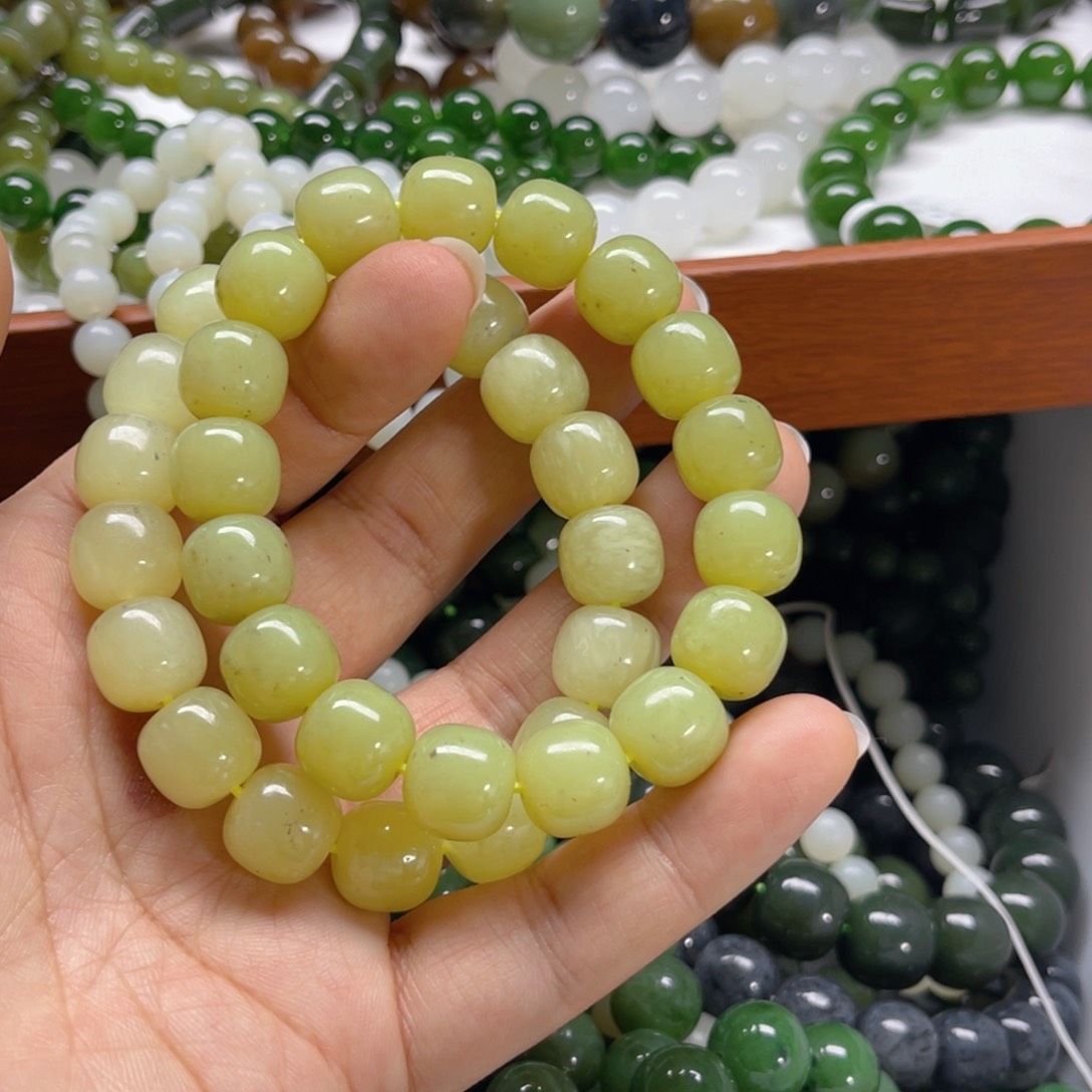 未镶嵌手链和田玉