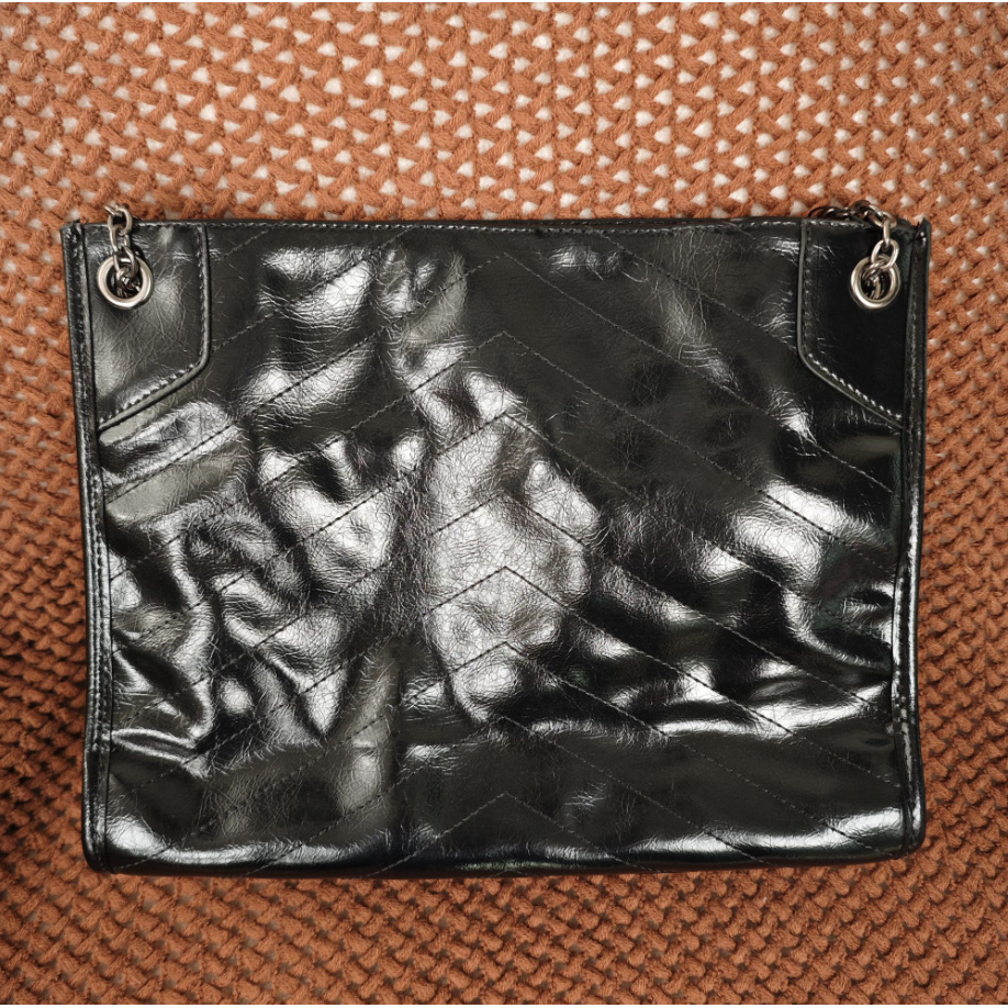 HM178 T25新款黑色购物袋单肩斜跨包-1