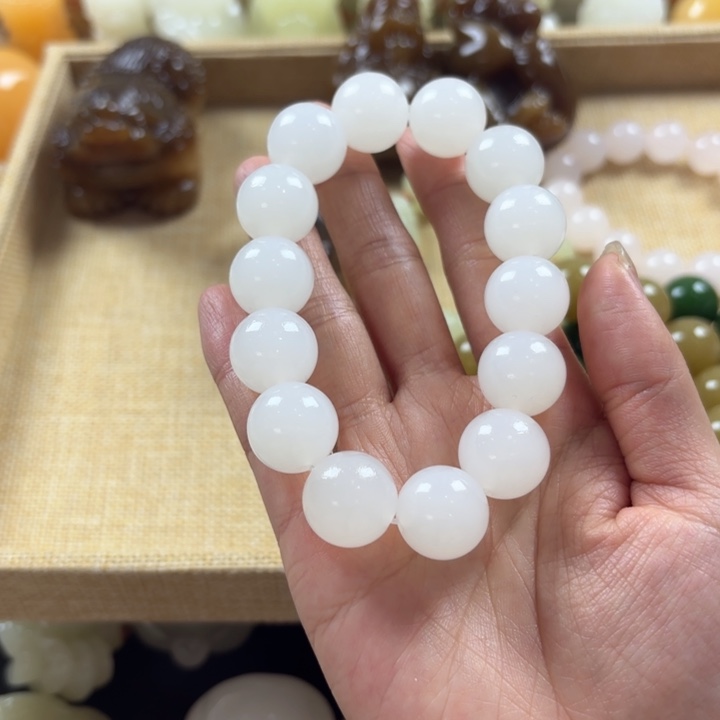 林***系石材昆仑山脉白色手串