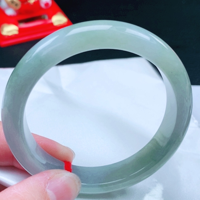 【闪购商品】翡翠手镯未镶嵌58圈