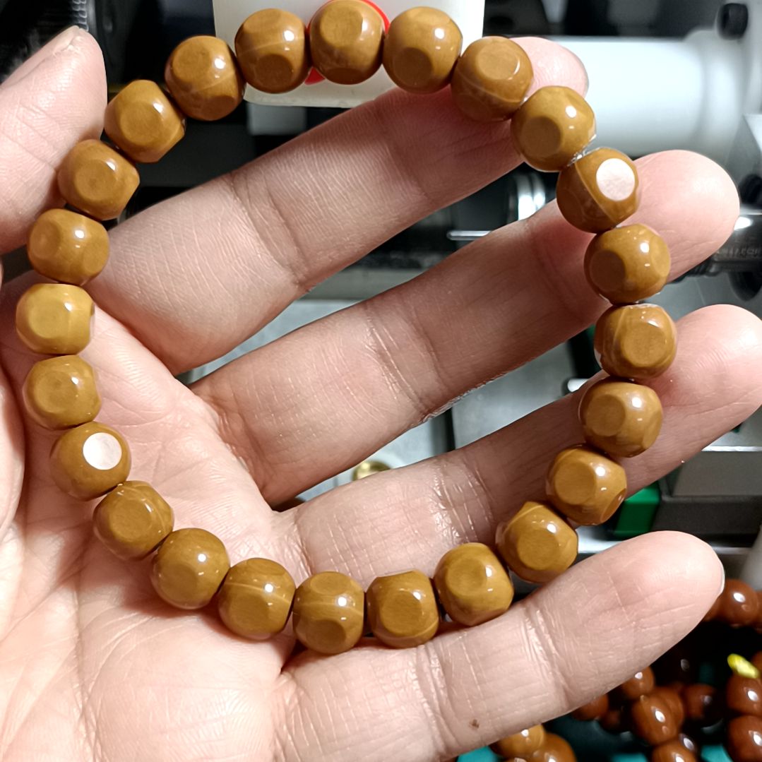 吊坠猴头核桃原皮原色六方