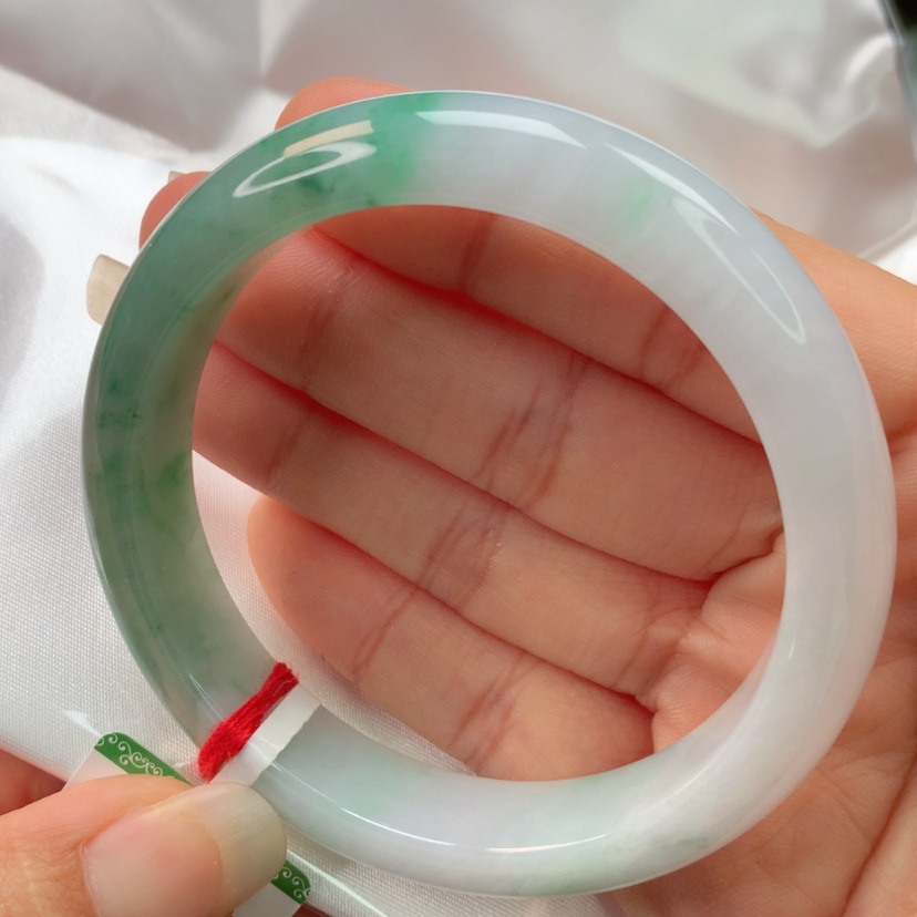 【闪购商品】翡翠手镯未镶嵌天然翡翠手镯