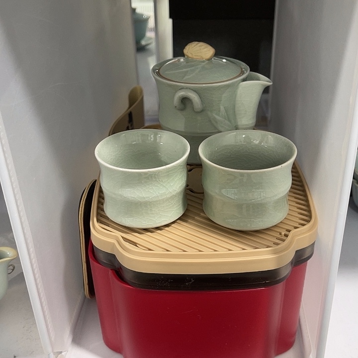 福利待遇多多哦哦哦