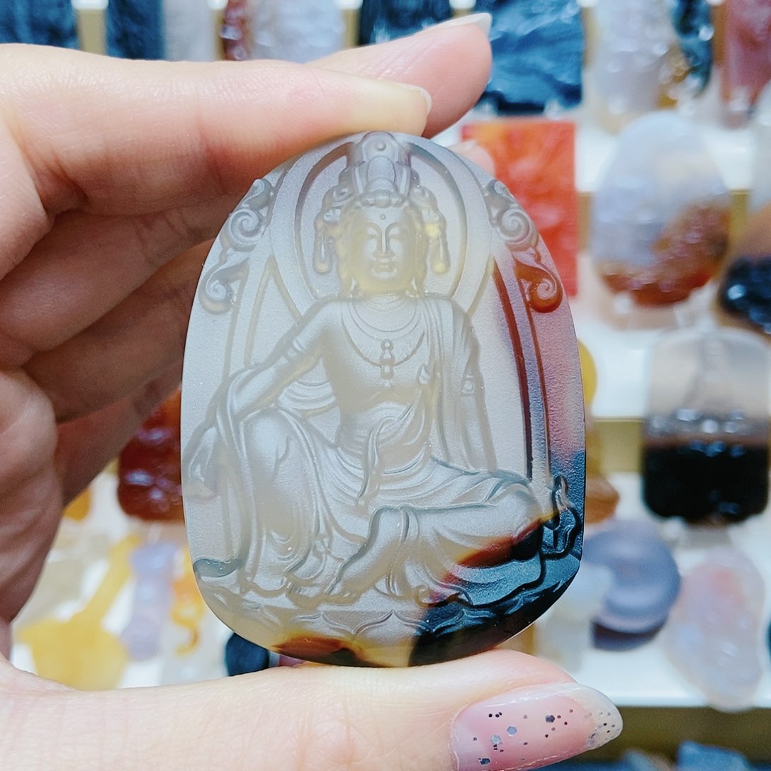 玛瑙/玉髓颈饰未镶嵌