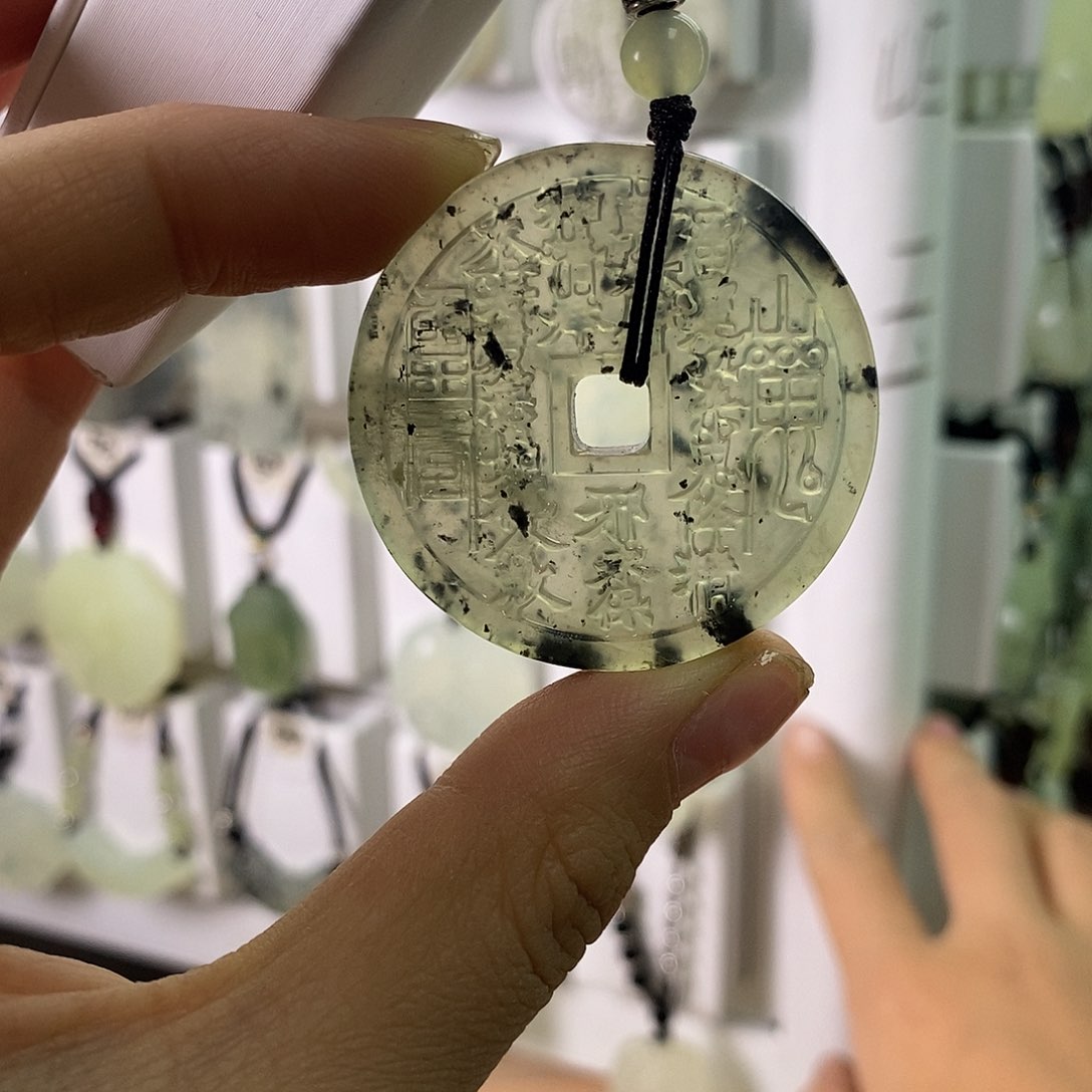 蛇纹石玉颈饰未镶嵌42