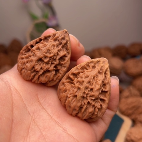 吊坠文玩核桃官帽异形有黄