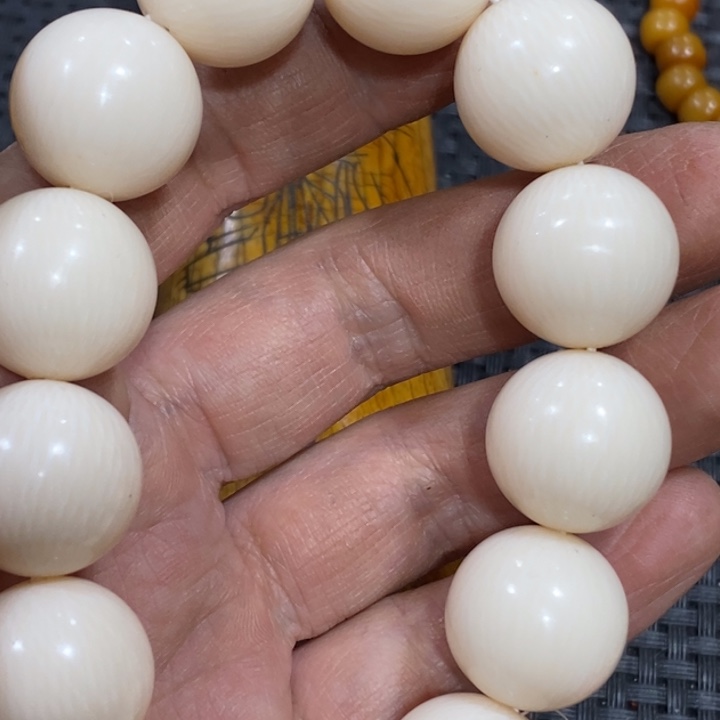 滴血莲花菩提吊坠