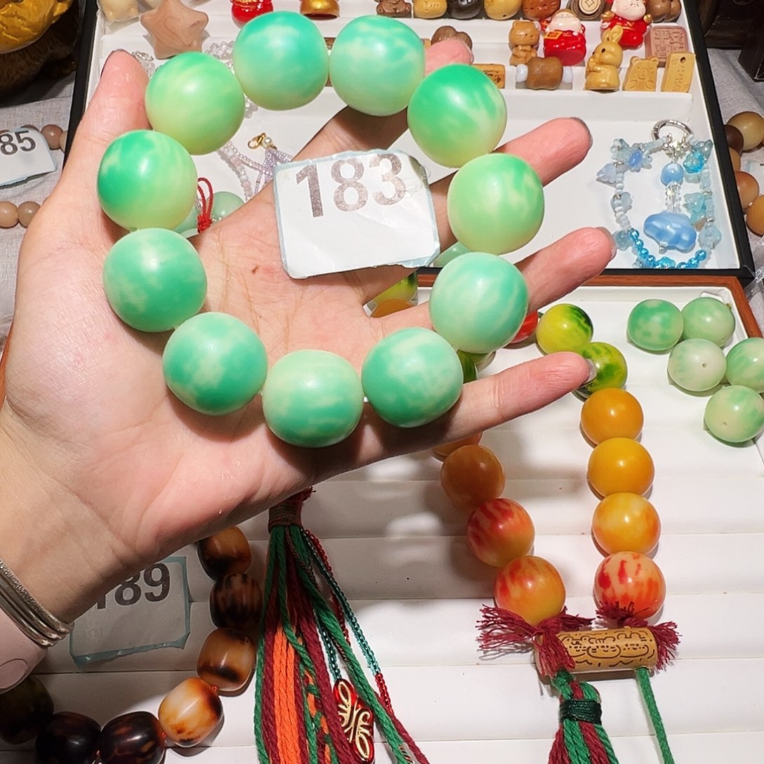 捞***鲤吊坠菩提根/象牙果