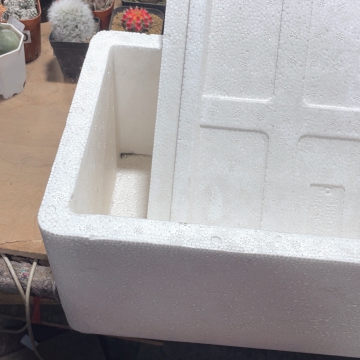 0度以下保温箱一只