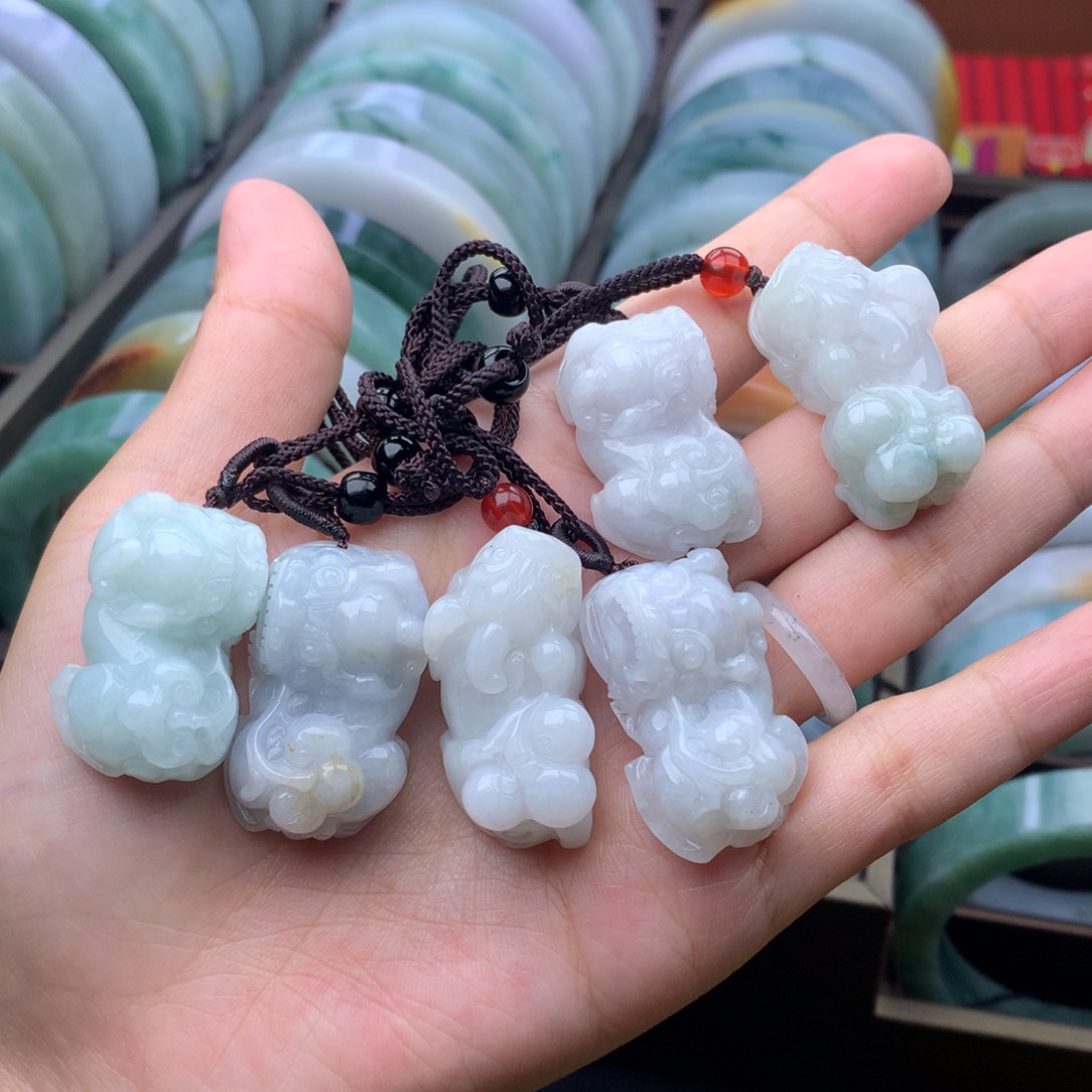 颈饰未镶嵌翡翠多样性发一件