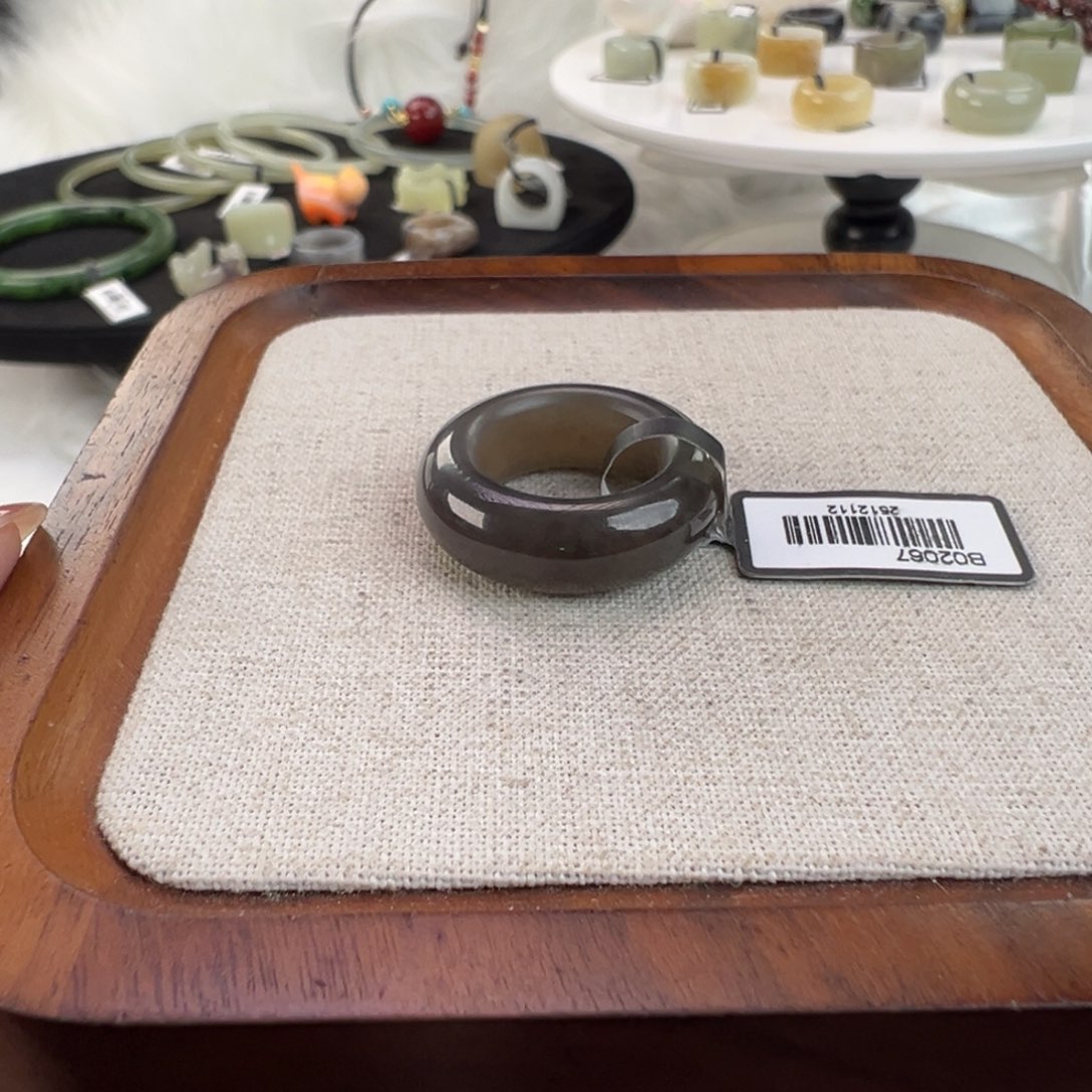 和田玉未镶嵌戒指w40烟灰泥鳅背16.3不退换