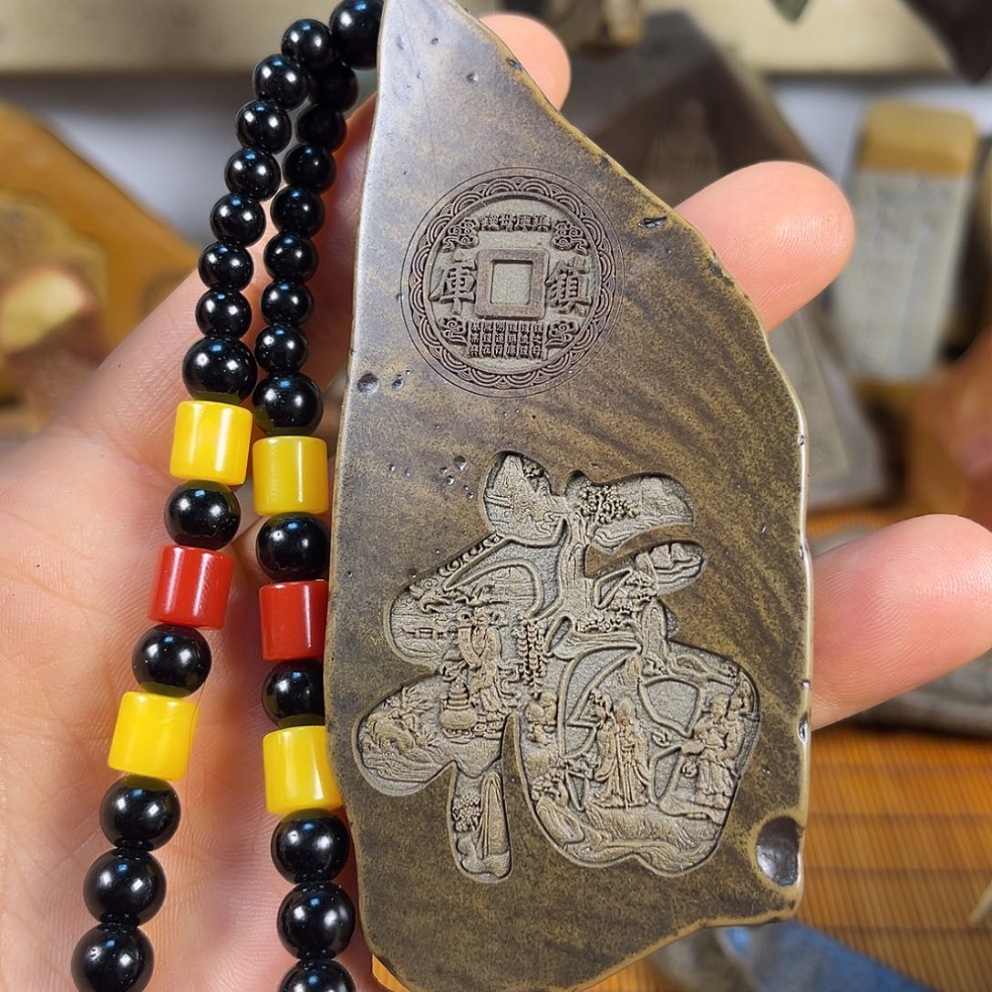 新疆原石雕刻手把件20